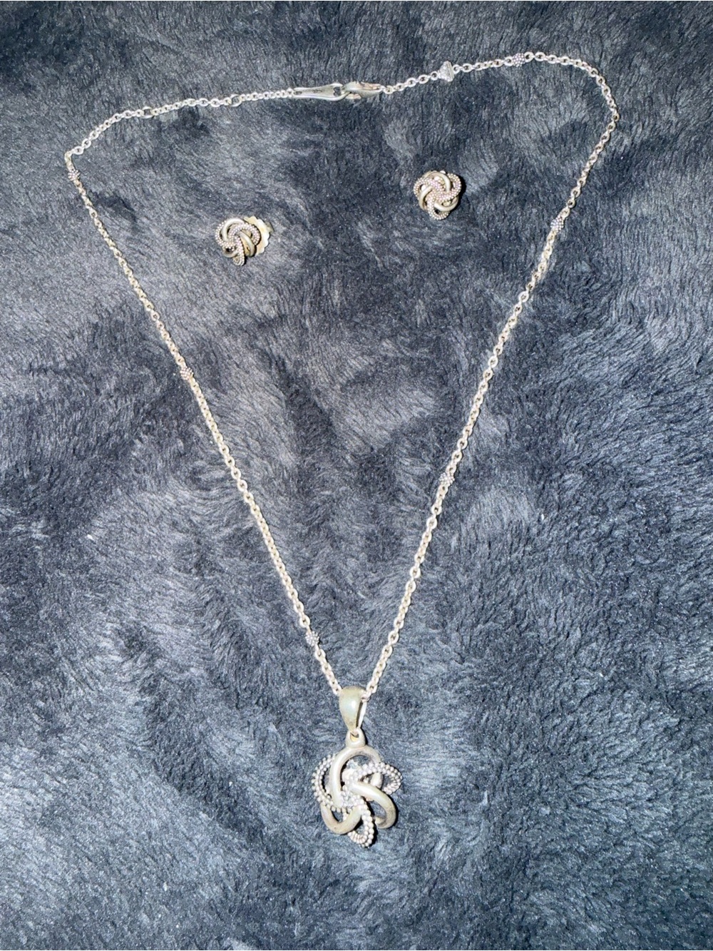 Lagos sterling silver love knot set